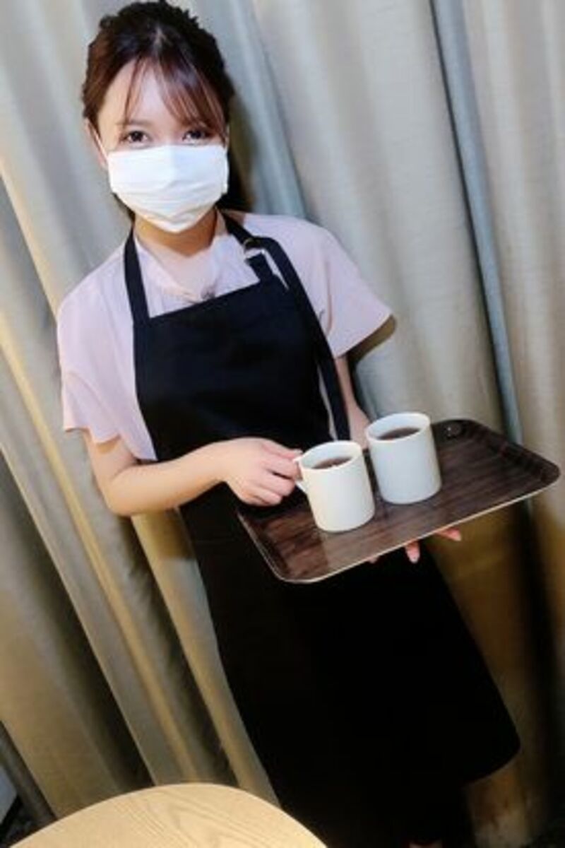 FC2精品无码PPV-2982071 カフェバイトの黒髪のあの子_男二人で応援3P中出2し